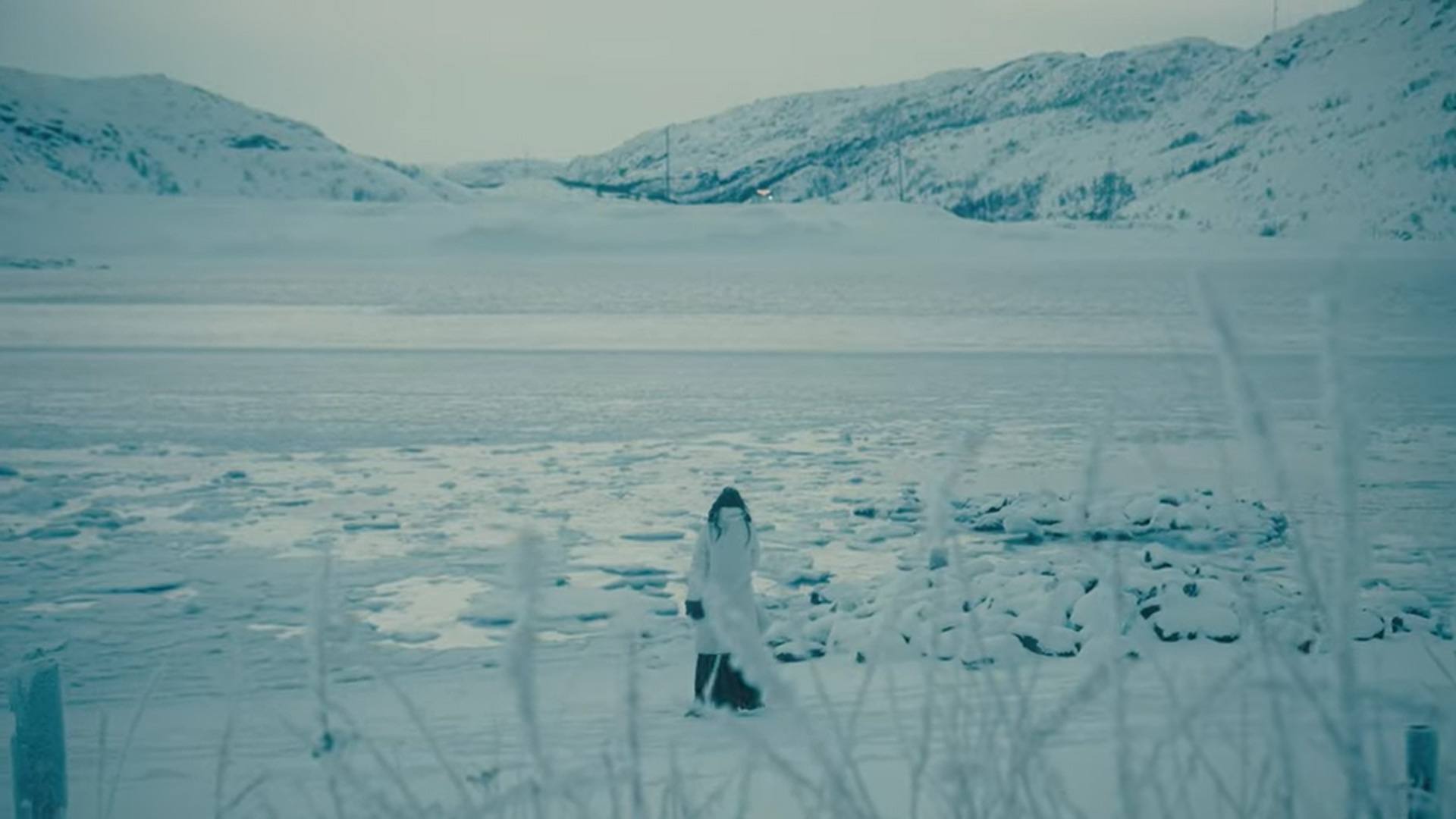 Iravox e Viola Valentino - Inverno (Official Visual Art Video)